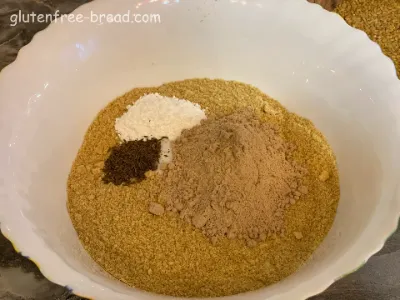 Golden Flaxseed Psyllium Husk Bread