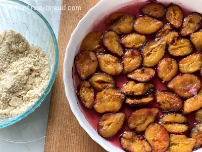 Plum Crumble Pie