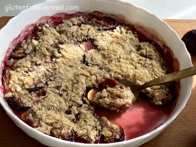 Plum Crumble Pie