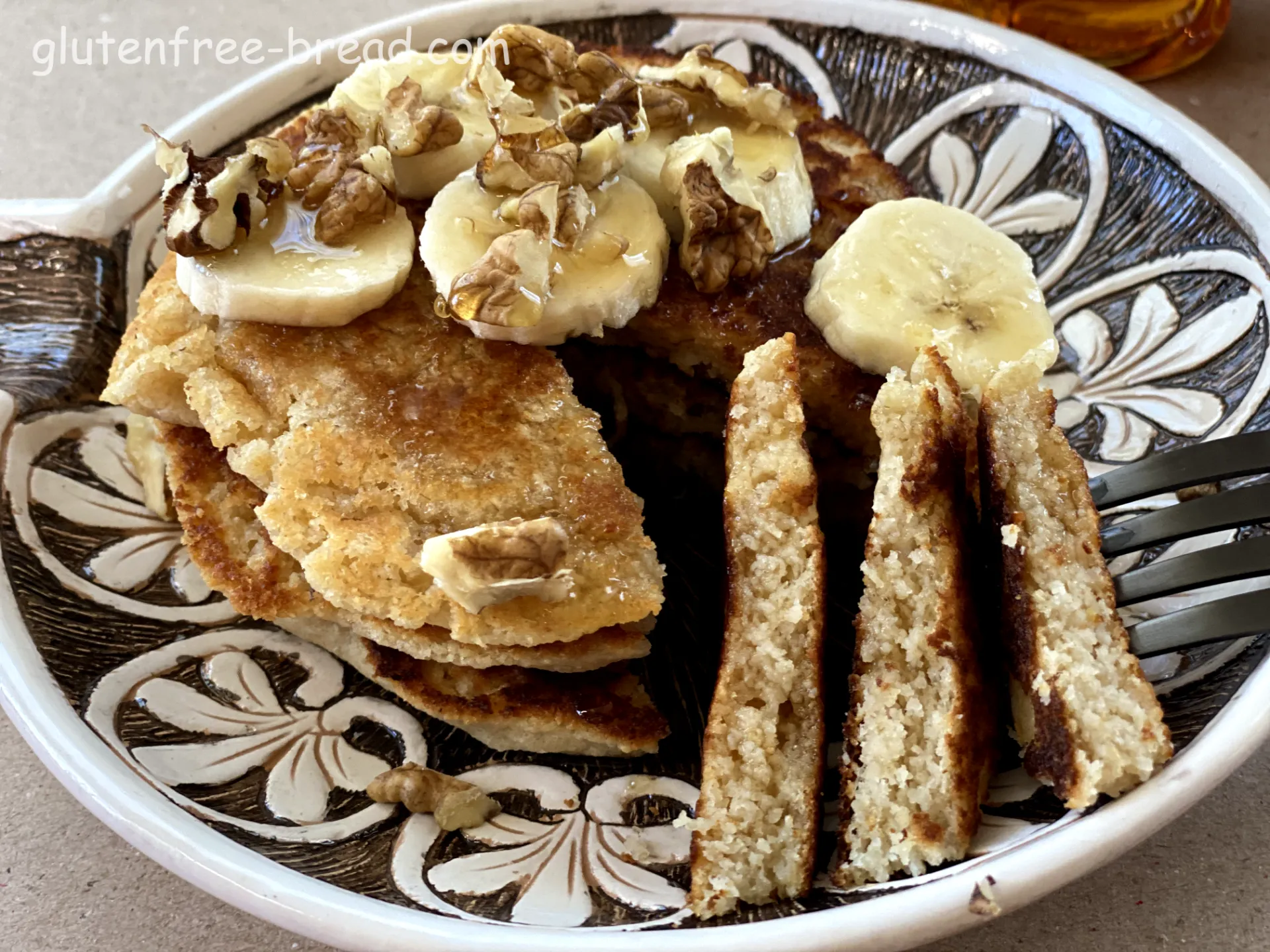 Vegan Almond Flour Pancakes (Fluff's Fluffy)